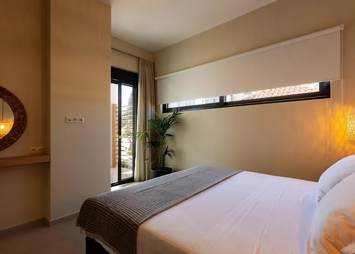 Isla Luxury - Private Pool - 100m From The *