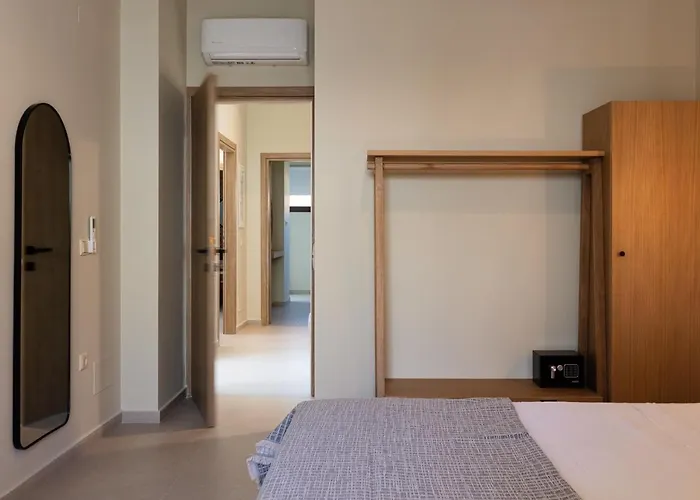 Isla Luxury - Private Pool - 100m From The