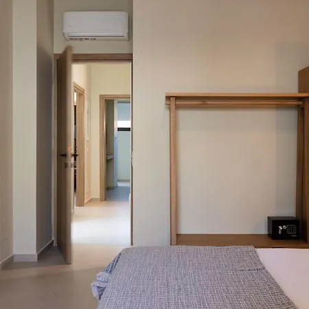 Isla Luxury - Private Pool - 100m From The