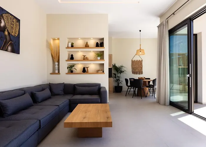 Isla Luxury - Private Pool - 100m From The Apartament Retimno